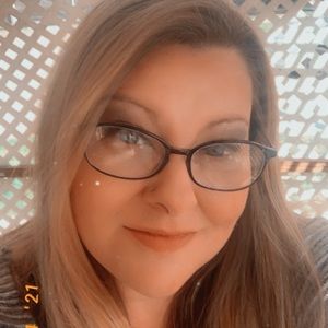 Meet your Posher, Christy